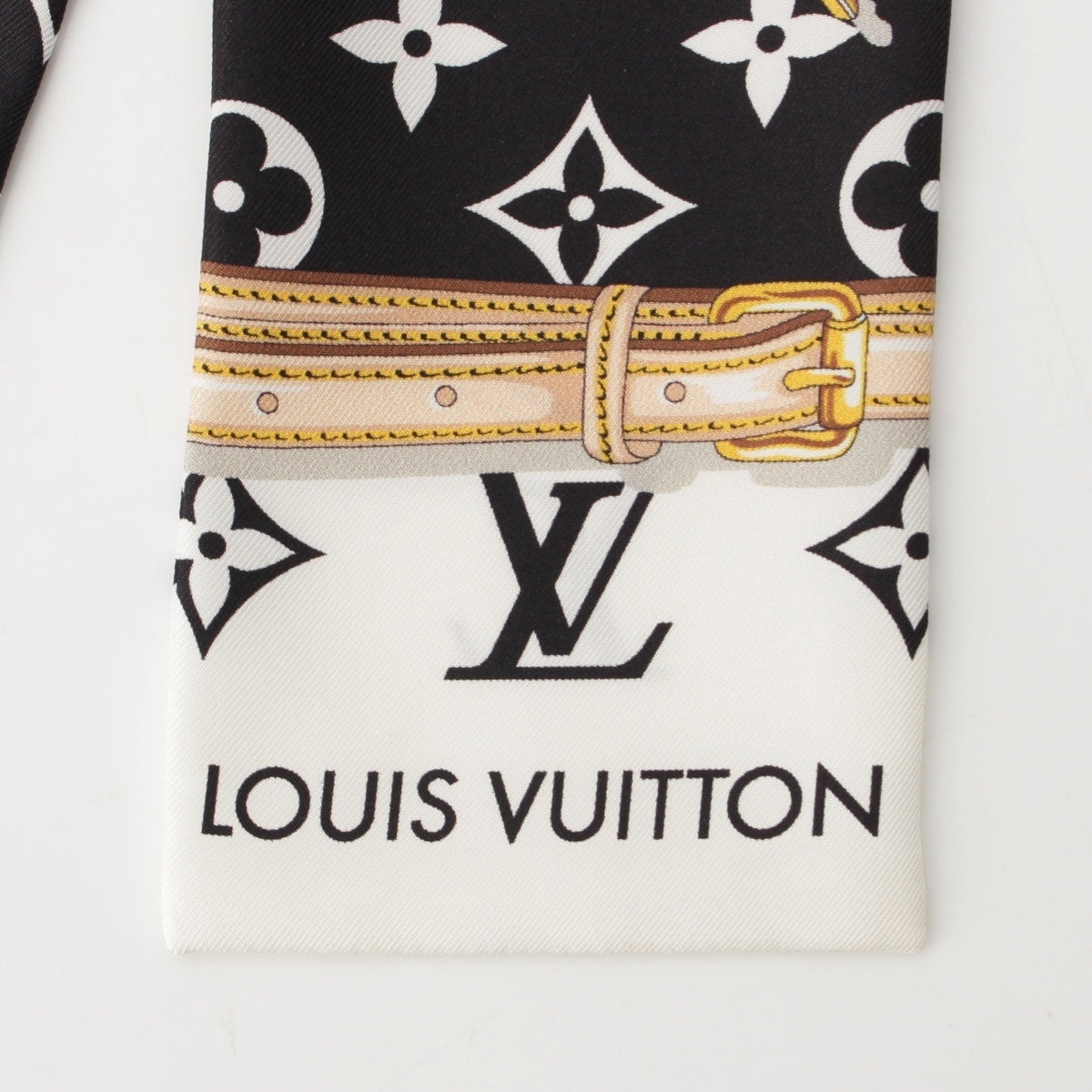 LOUIS VUITTON silk Monogram Confidential Bandeau scarf M78656 Black White