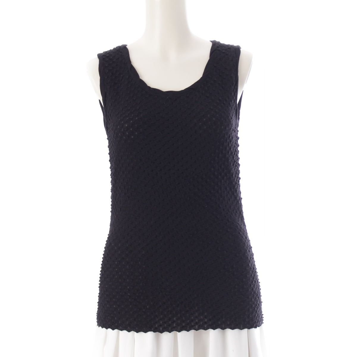 ISSEY MIYAKE Haat Concave and convex Tank top Sleeveless top HA31JJ236 black 2