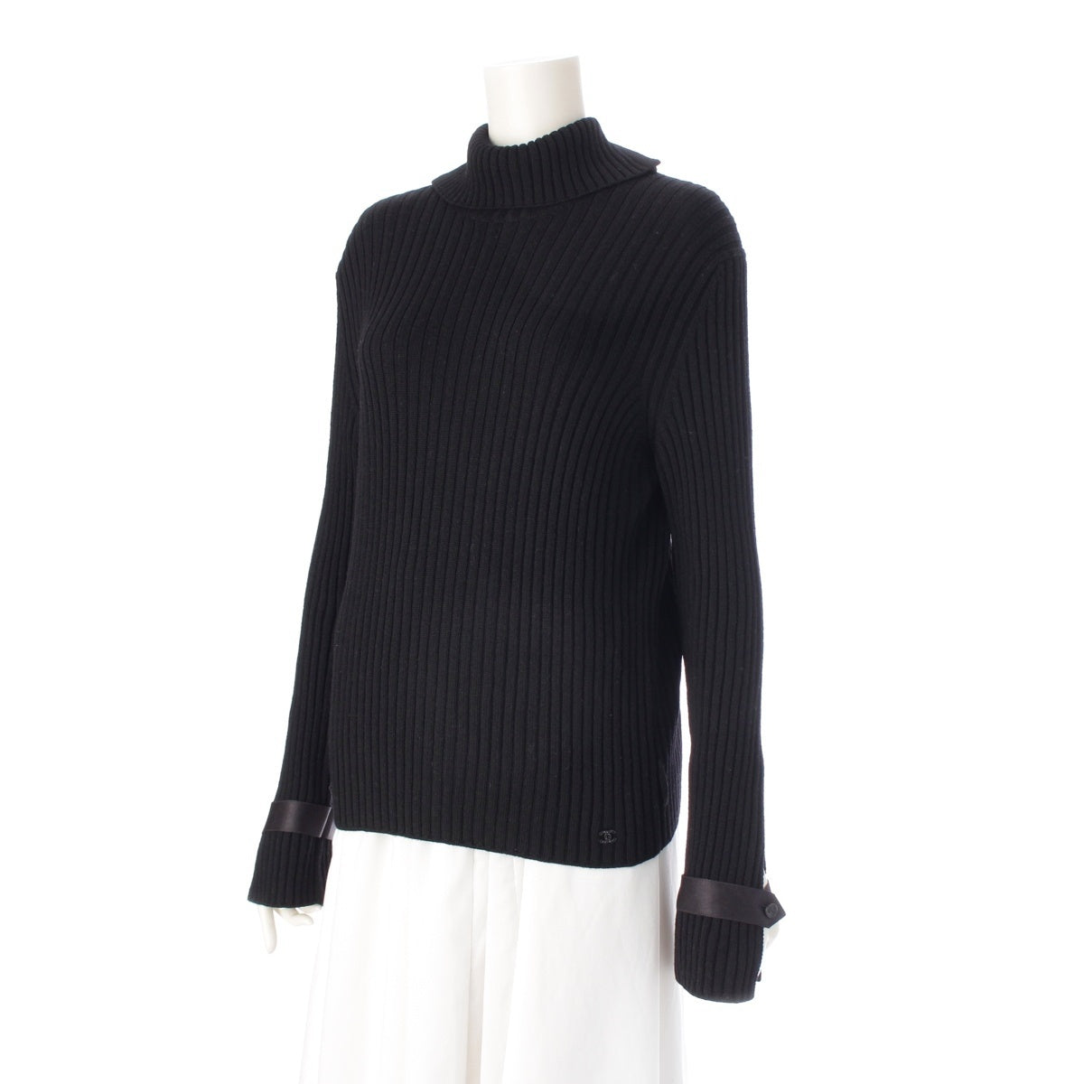 CHANEL wool Button design, high neck, long sleeves, ribbed knit tops P19707 black 46