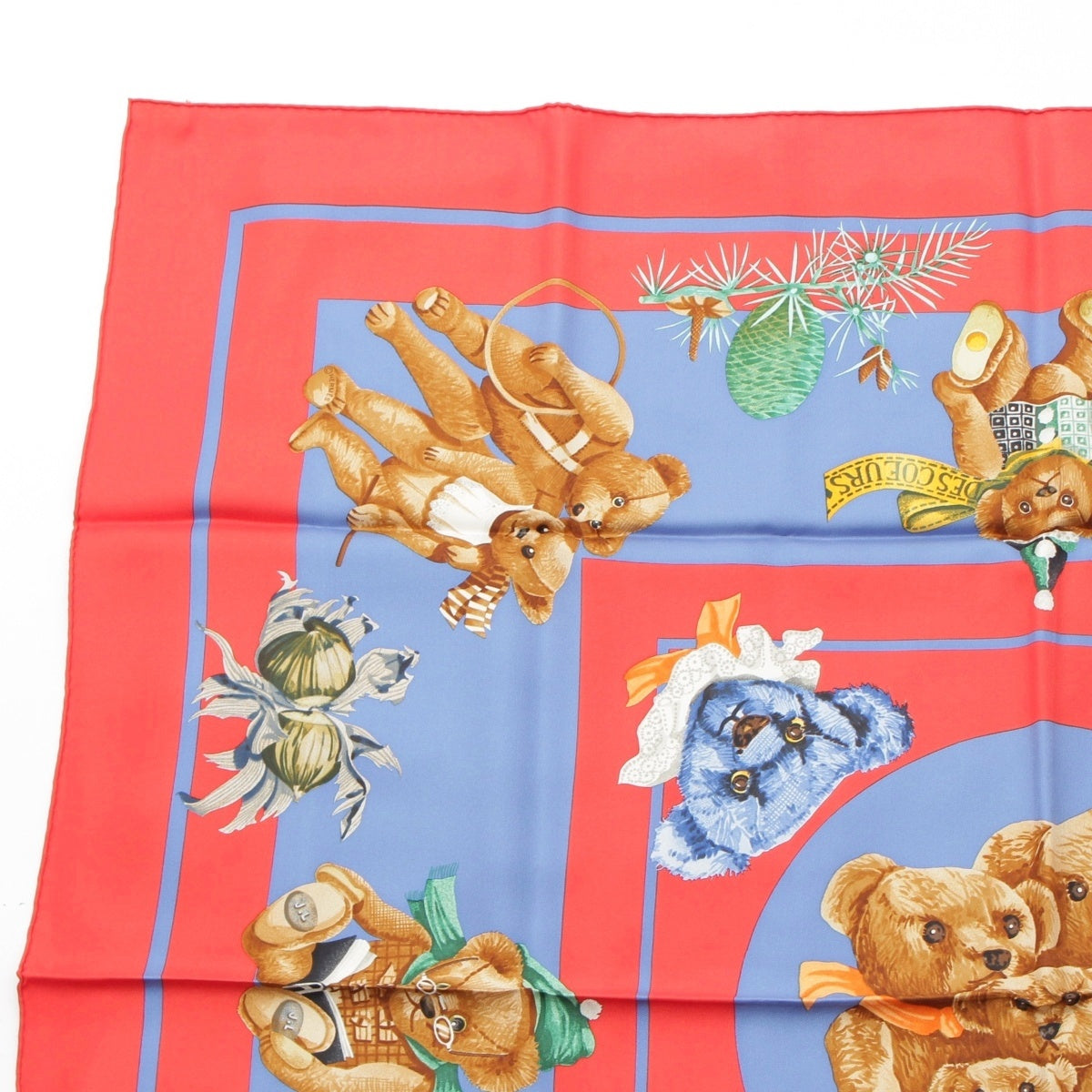 HERMES Carré 90 CONFIDENTS DESCOEURS Heart's friend silk bear scarf Red