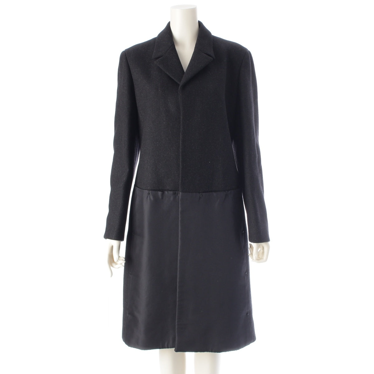 PRADA Wool silk Vintage nylon switching magnetic button Stainless collar coat black 42