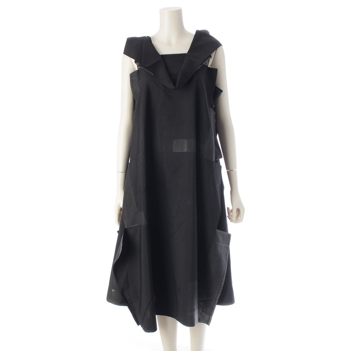 132 5. ISSEY MIYAKE Origami Foil Stamping one piece IL53LFH853 black 3