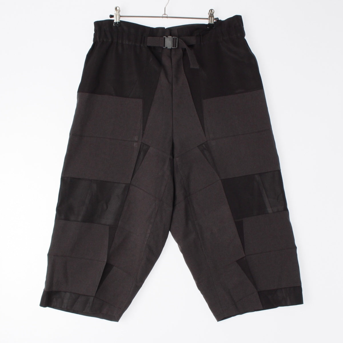 me ISSEY MIYAKE Carabiner Belt Pants Bottoms MI01FF801 Gray x black ‐