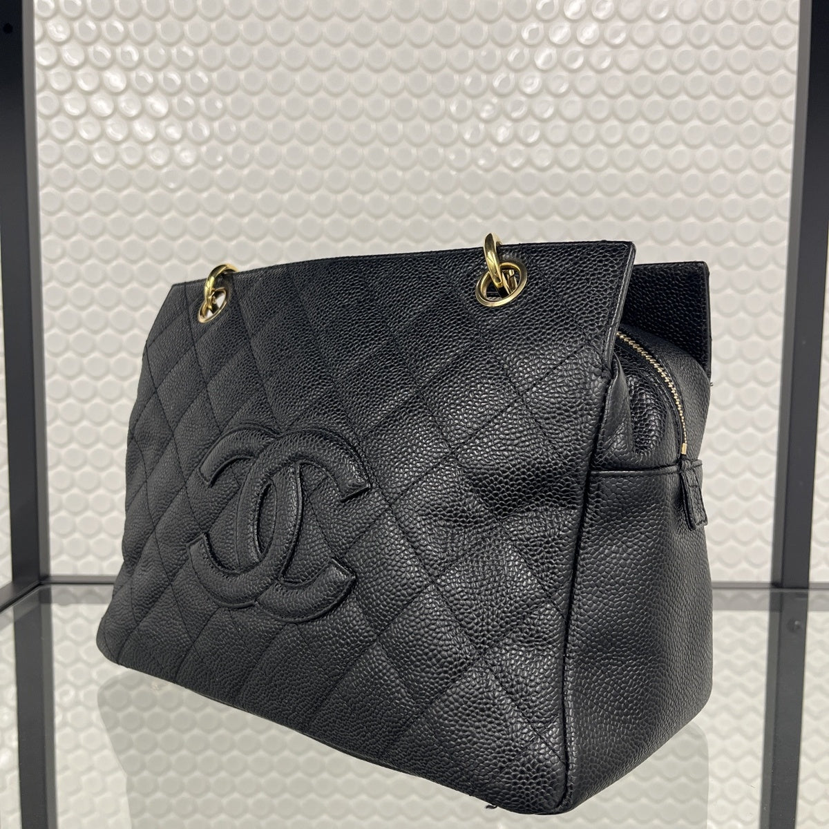 CHANEL Shoulder Bag