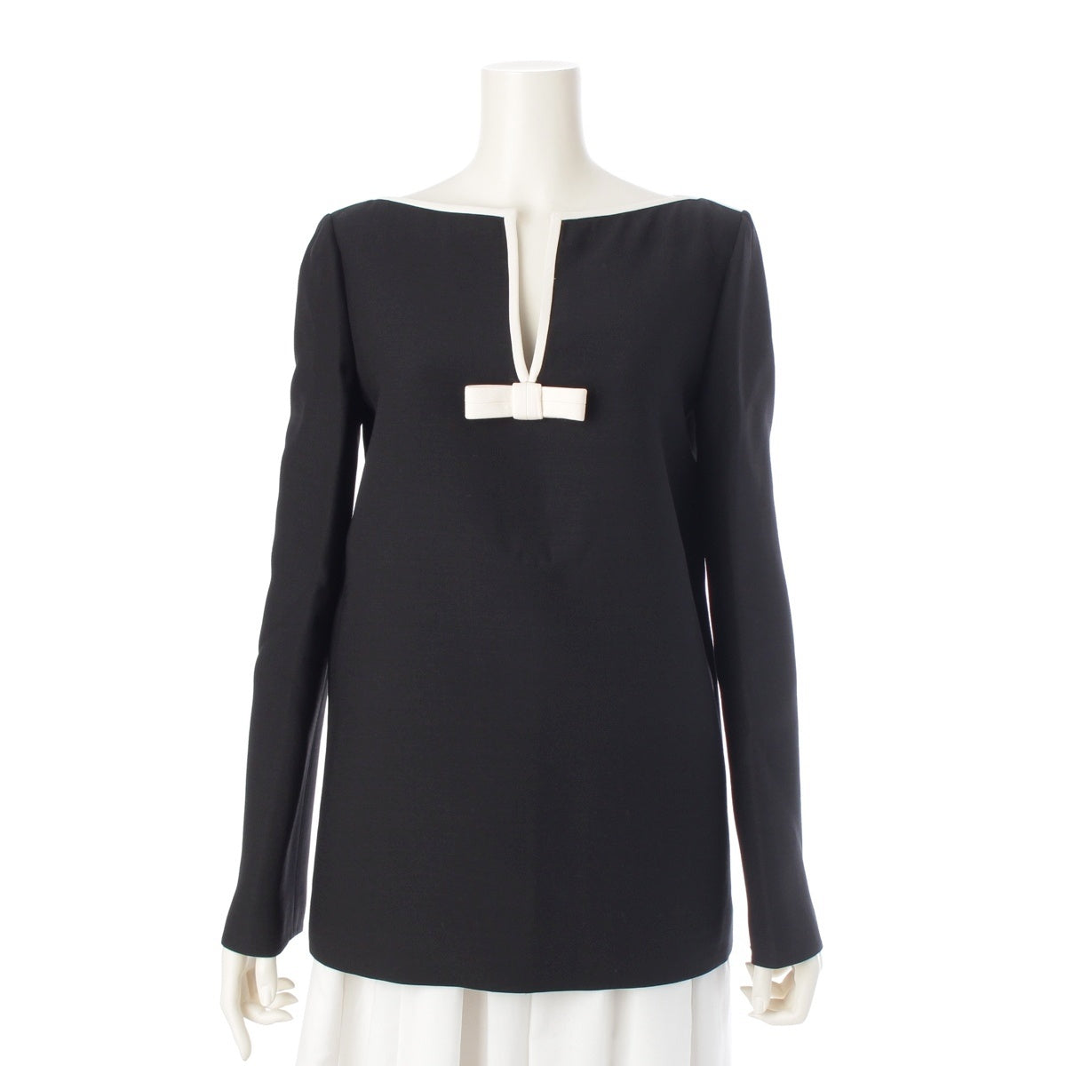 VALENTINO Wool silk Ribbon detail V-neck blouse Pullover tops Black White 38
