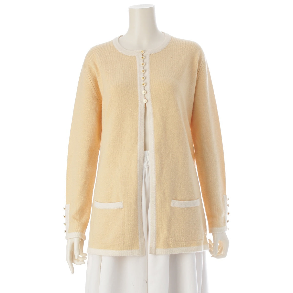 CHANEL cashmere COCO Button knit cardigan tops P06074 Yellow white 46