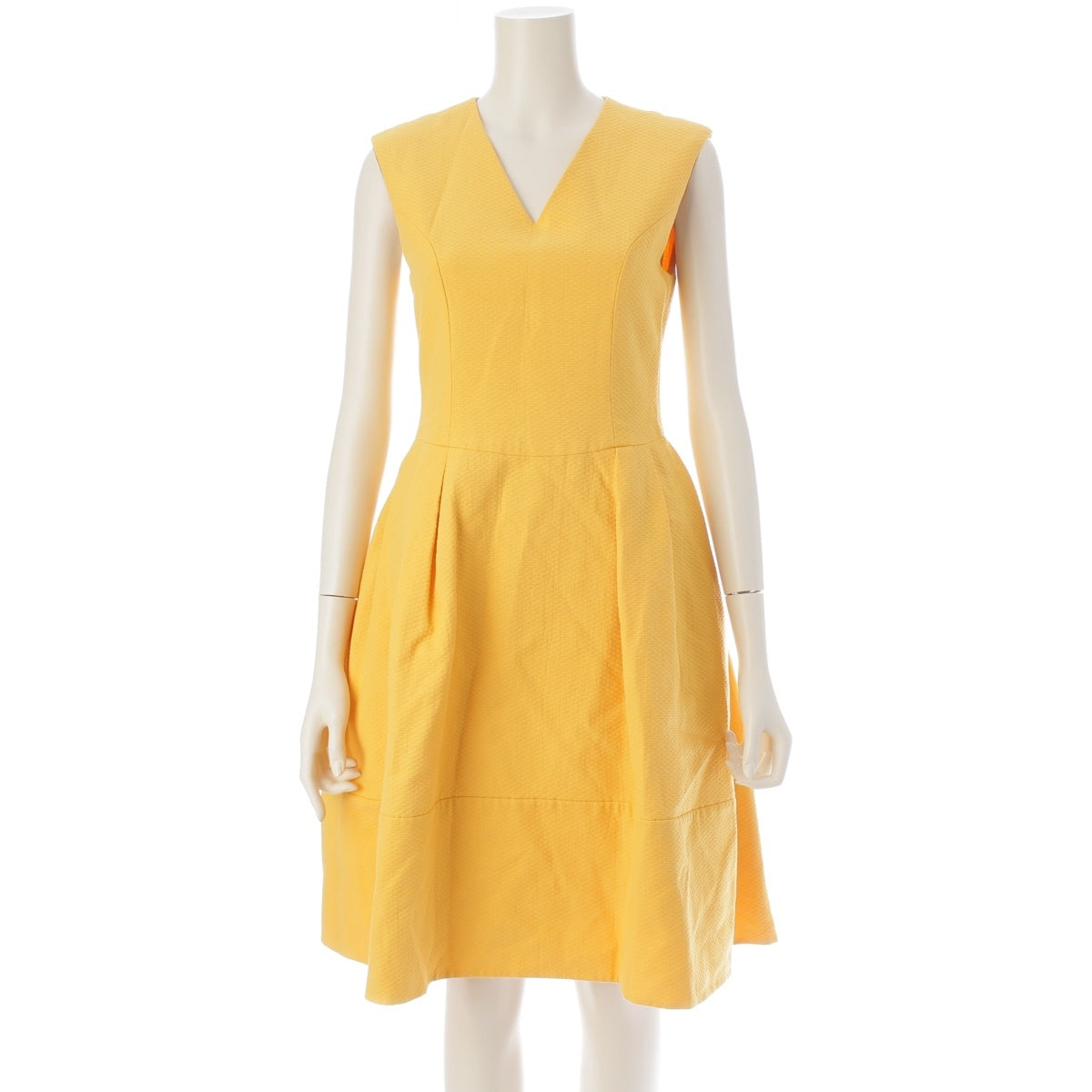 FOXEY V-Baron V-neck flared switching tuck sleeveless one piece dress 40322 yellow 38
