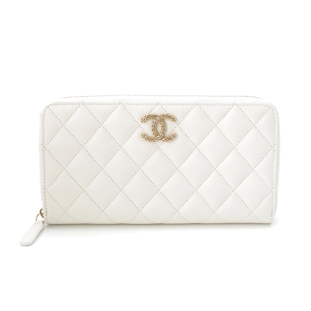 CHANEL Caviar skin COCO Mark Matrasse Purse Wallet Random Serial white