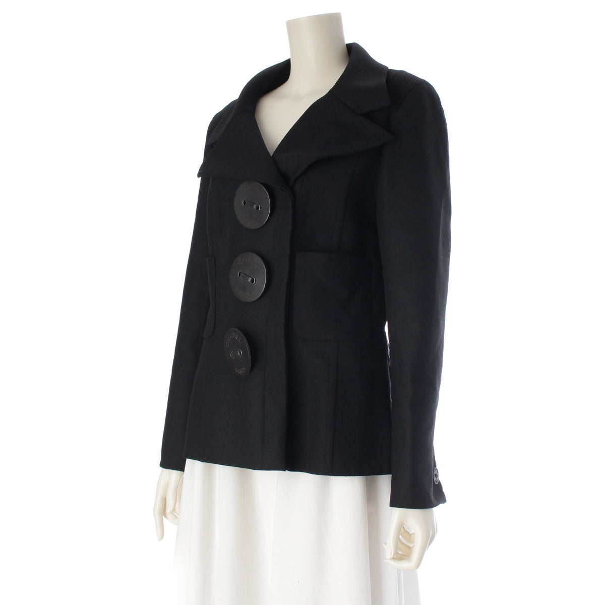 CHANEL 02A Big Button Logo tailored jacket P19910 black 42