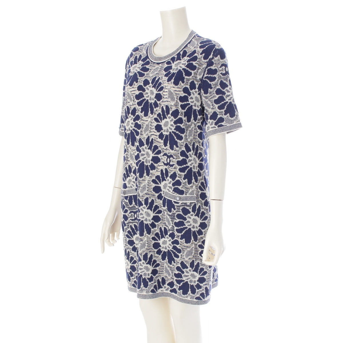 CHANEL Flower Lace COCO Button Pocket Short Sleeve Knit one piece Floral print knee length P63042 Blue white 40