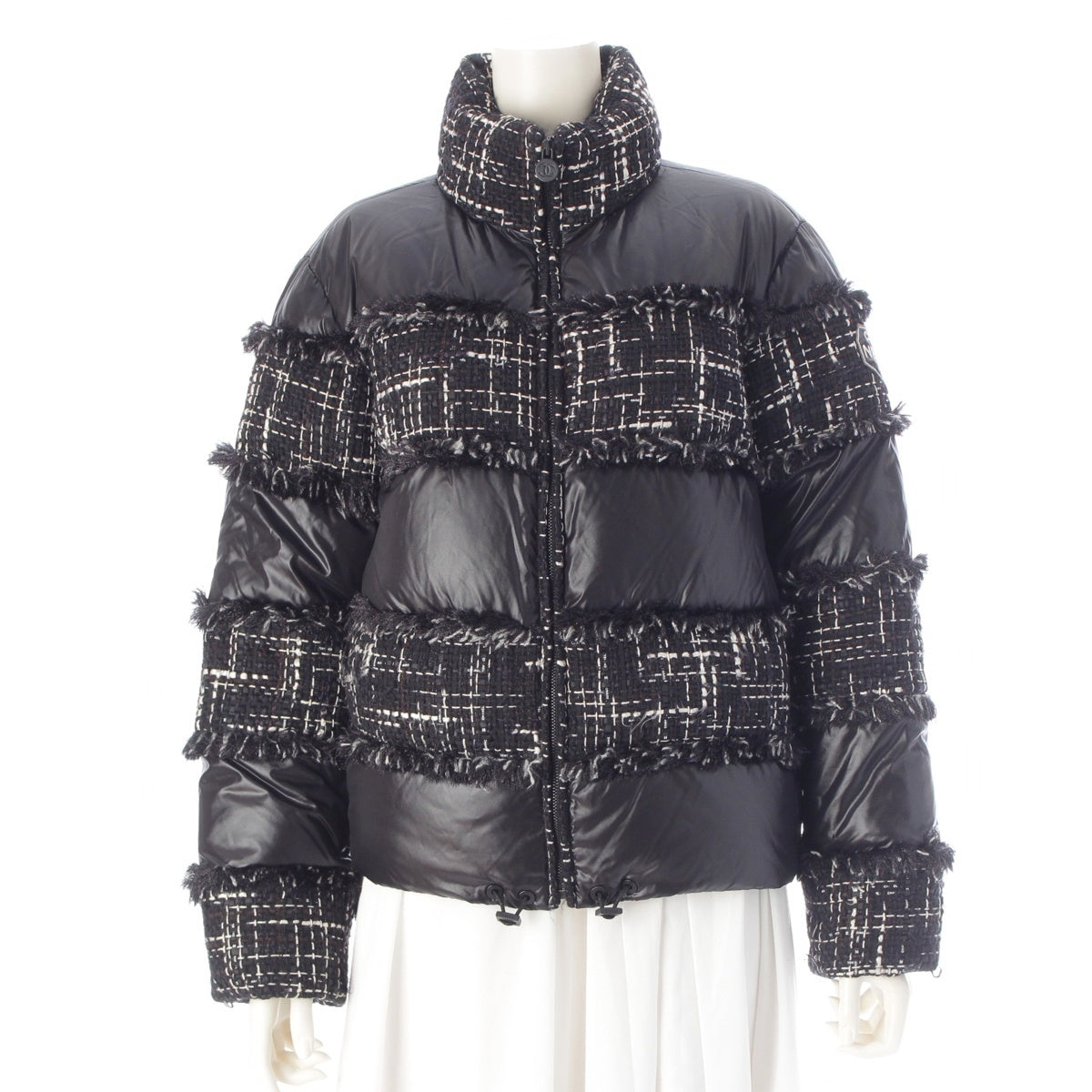 CHANEL COCO NEIGE Tweed switching Down jacket outer P59449 Black White 36
