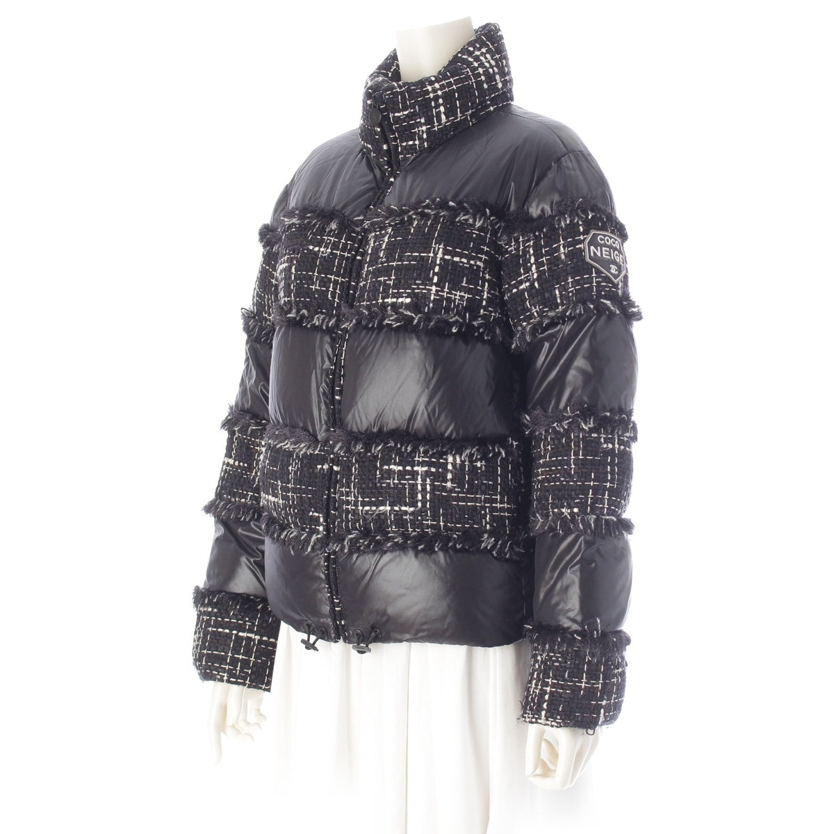 CHANEL COCO NEIGE Tweed switching Down jacket outer P59449 Black White 36