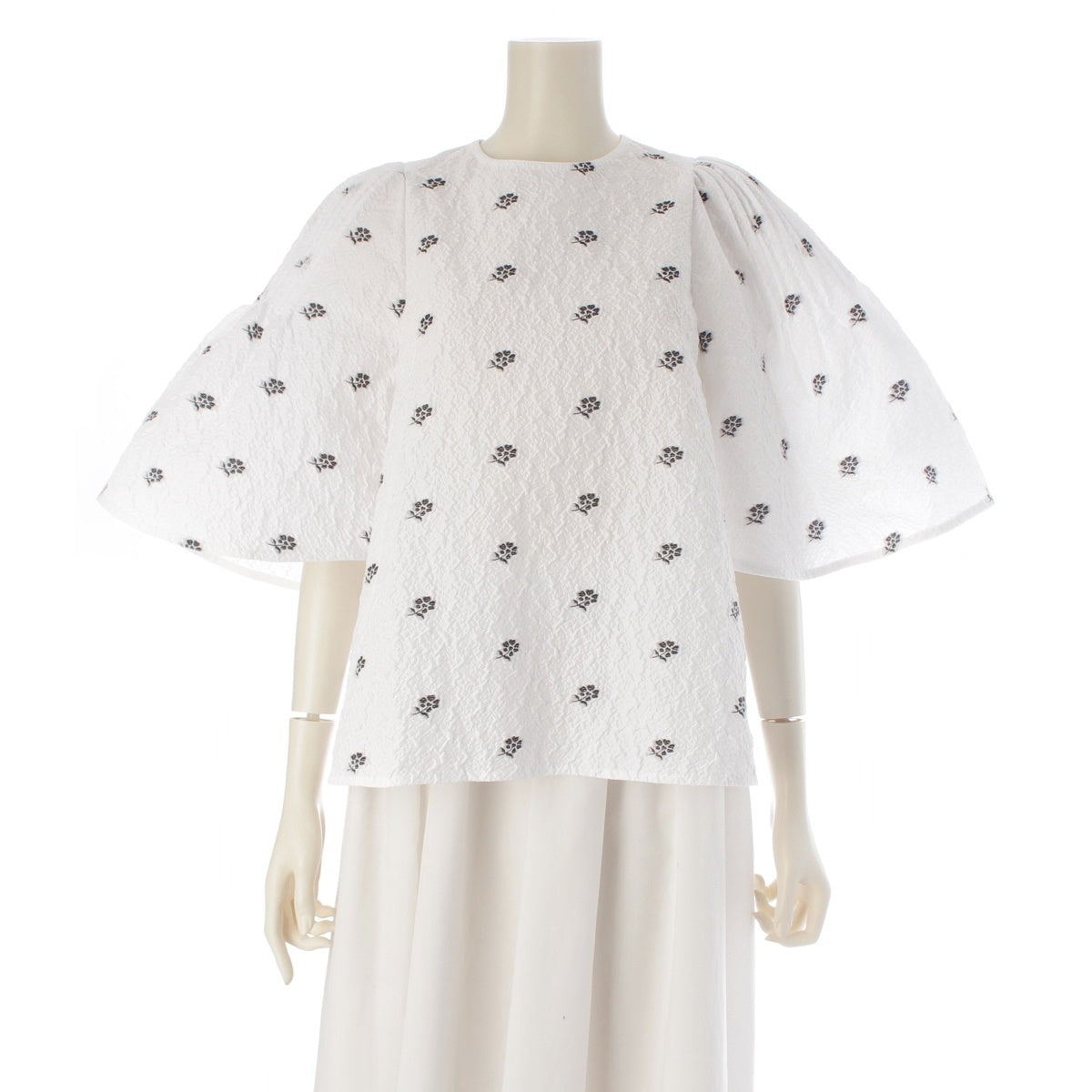 Drawer Nylon Blend Flower Jacquard Flare blouse tops 6521-234-1088 White black 36