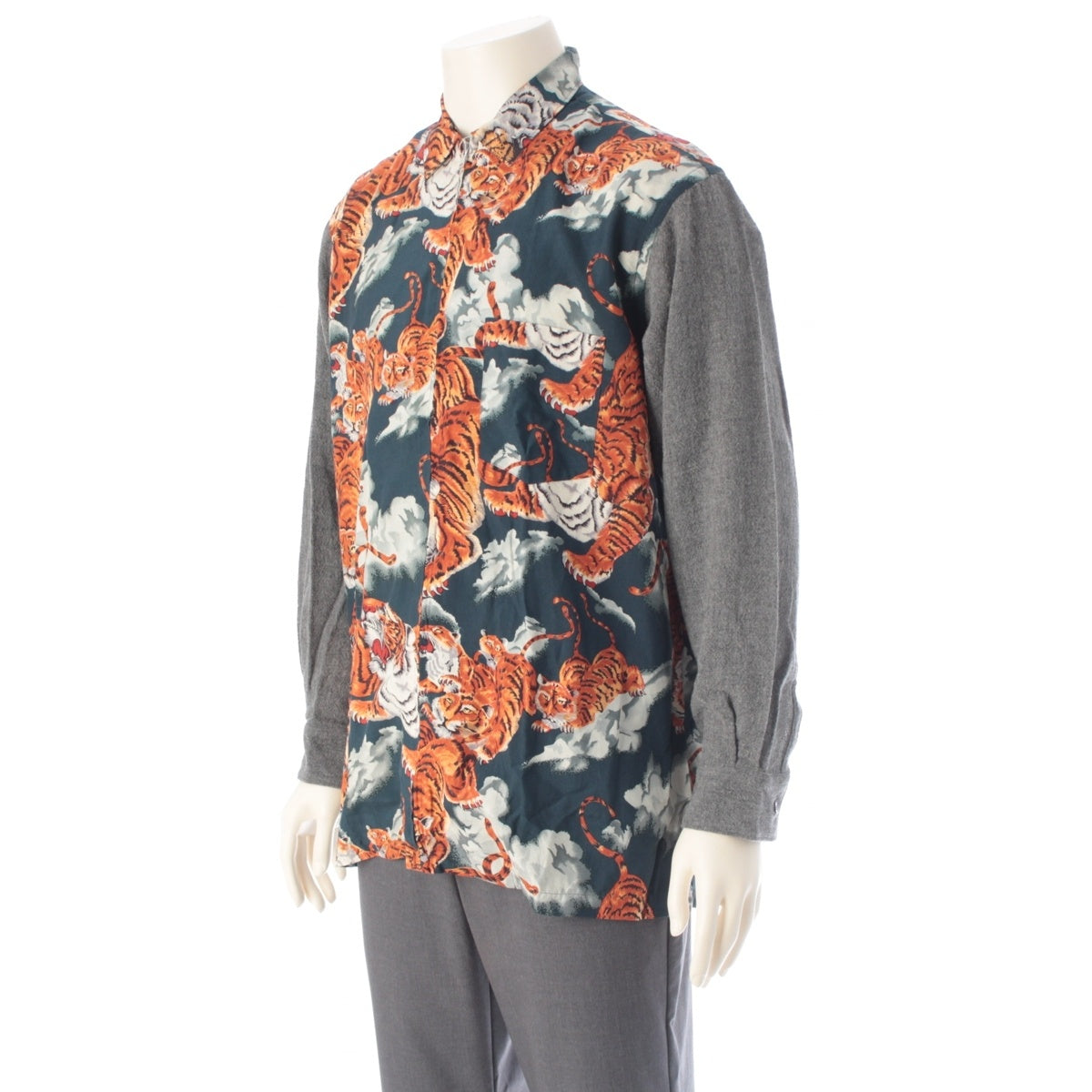 COMME des GARCONS Wool and silk combination Hundred Tigers Tiger Pattern Zip-Up Shirt Jacket Blouson Dead stock product Gray multicolor M