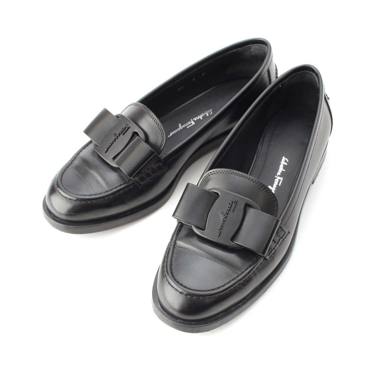 Salvatore Ferragamo VIVALD leather Vara Metal Ribbon Moccasins loafers Flat shoes Monochrome Black 7