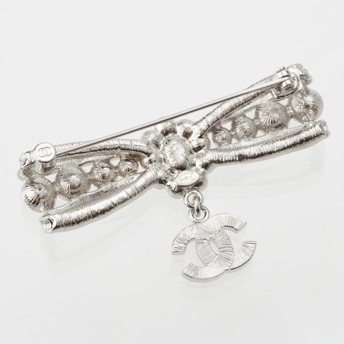 CHANEL COCO Mark Rhinestone Ribbon Pearl Brooch Accessories Silver