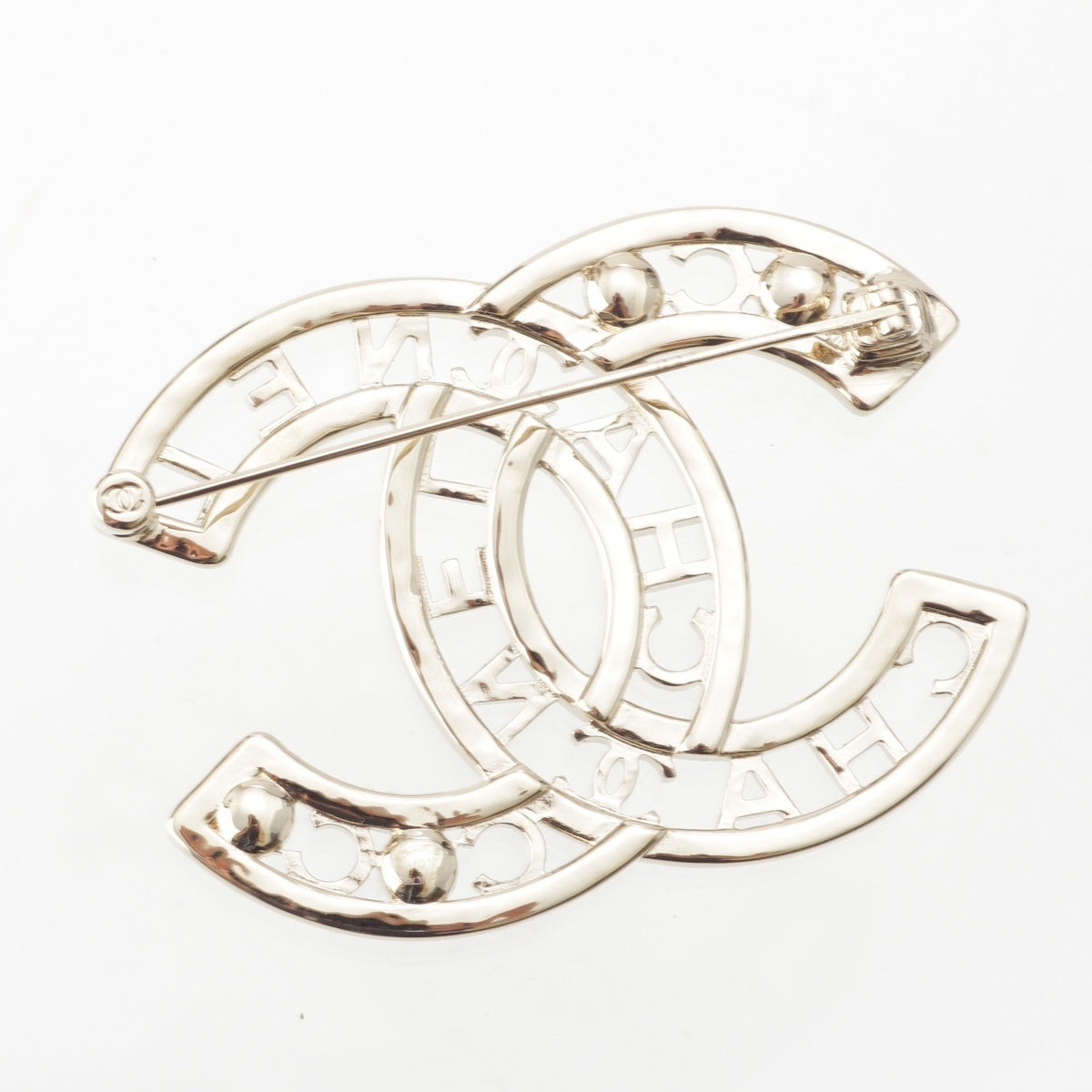 CHANEL Pearl rhinestone B24V COCO Mark Logo Brooch AB4879 gold