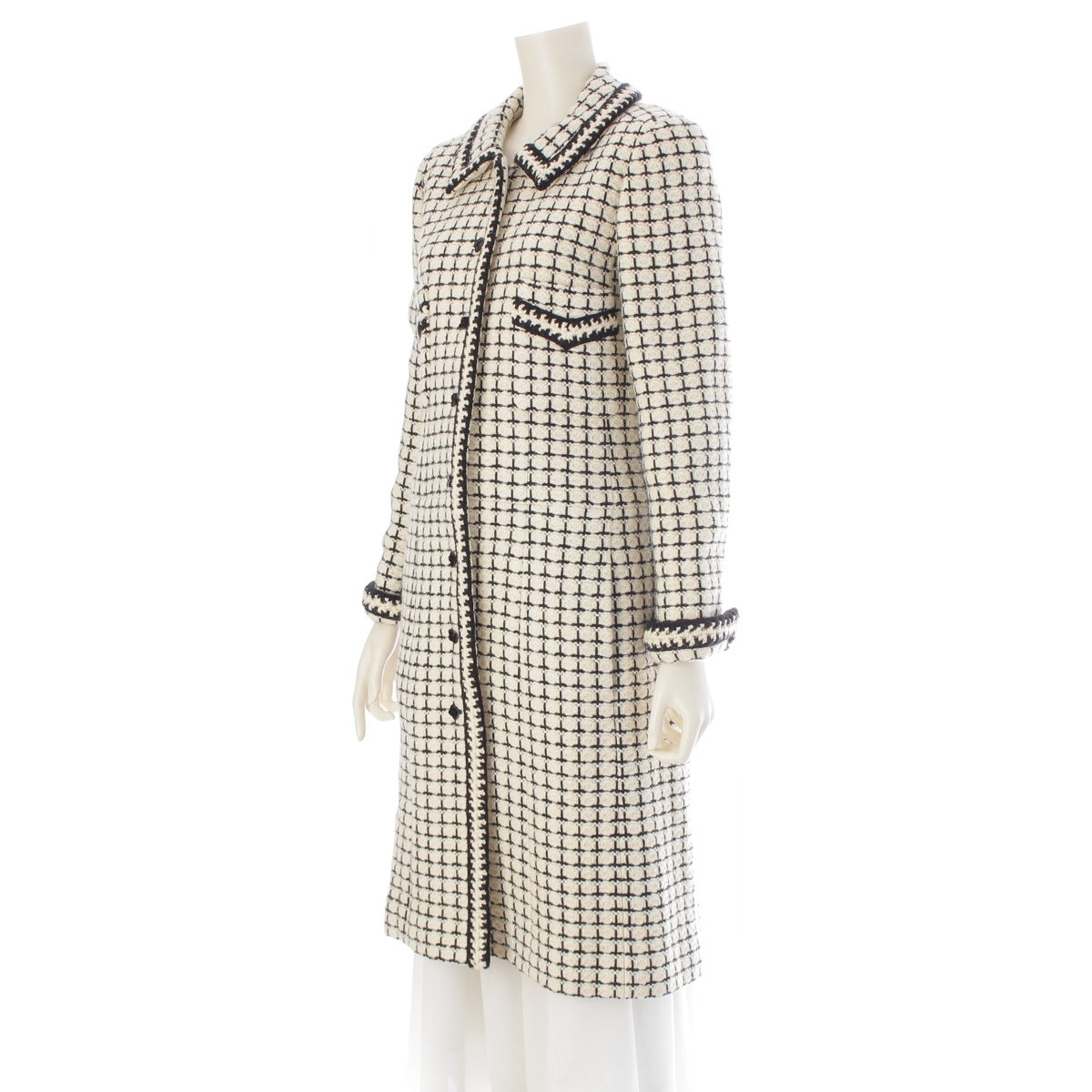 CHANEL Tweed, Wool, Mohair, Alpaca long coat P16301 Black x white 38