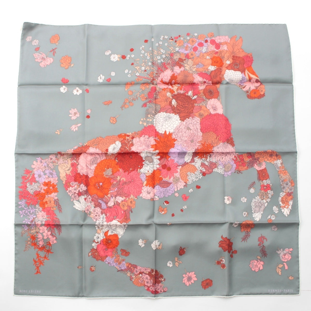 HERMES Calle 90 silk Robe Legere scarf gray 90
