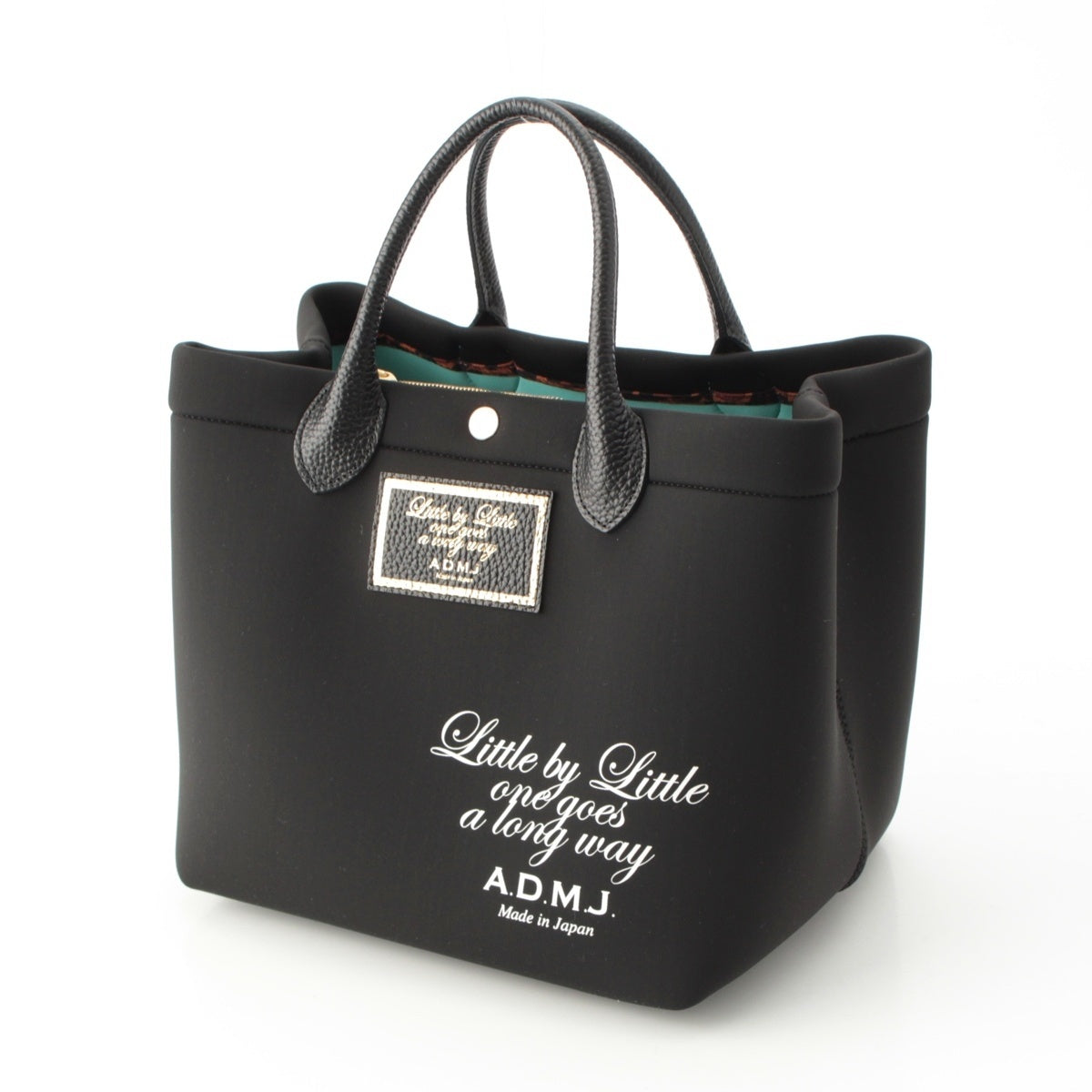 ADMJアクセソワ The Magic Light Nylon leather Handbag black