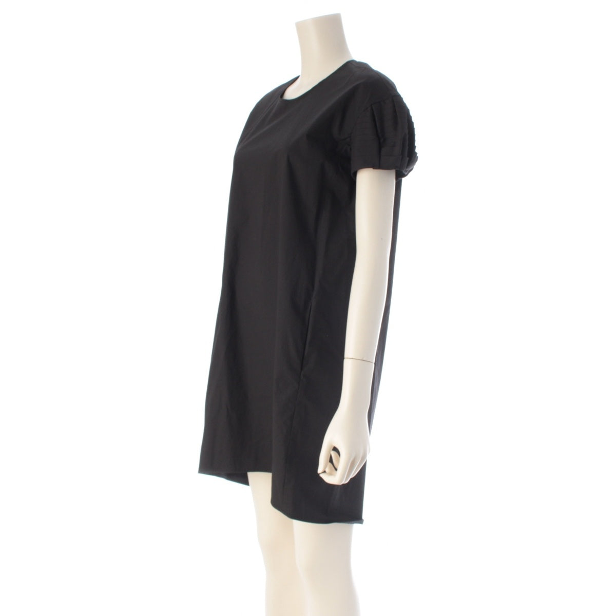 YOKO CHAN Short-sleeved, frilled sleeves one piece YCD-118-369 black 36
