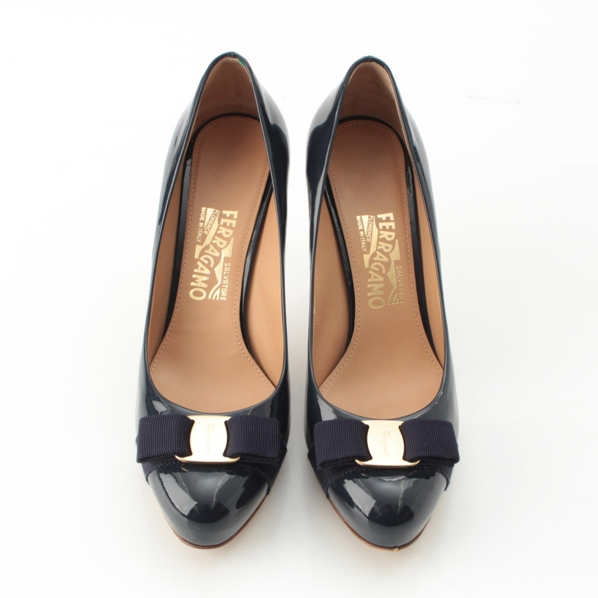 Salvatore Ferragamo patent Vara stiletto heels pumps Navy 8 1/2