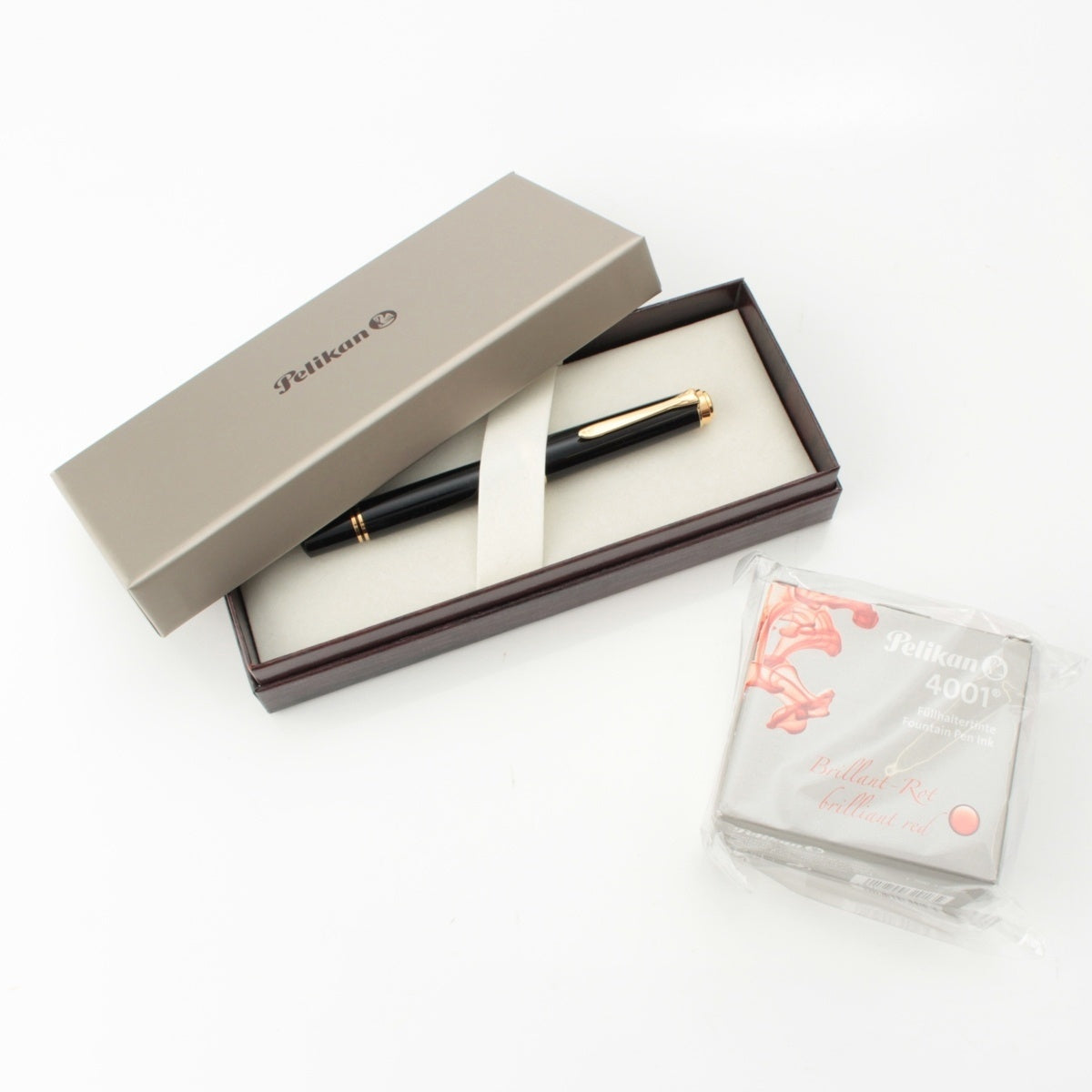 PERIKAN SOUVERAN 14C-585 fountain pen Black x Gold