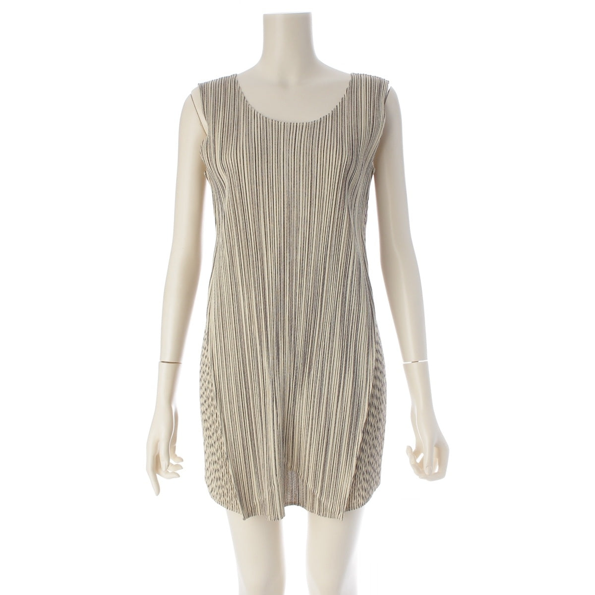 PLEATS PLEASE ISSEY No sleeve Cut tops PP01-JT536 Ivory 3