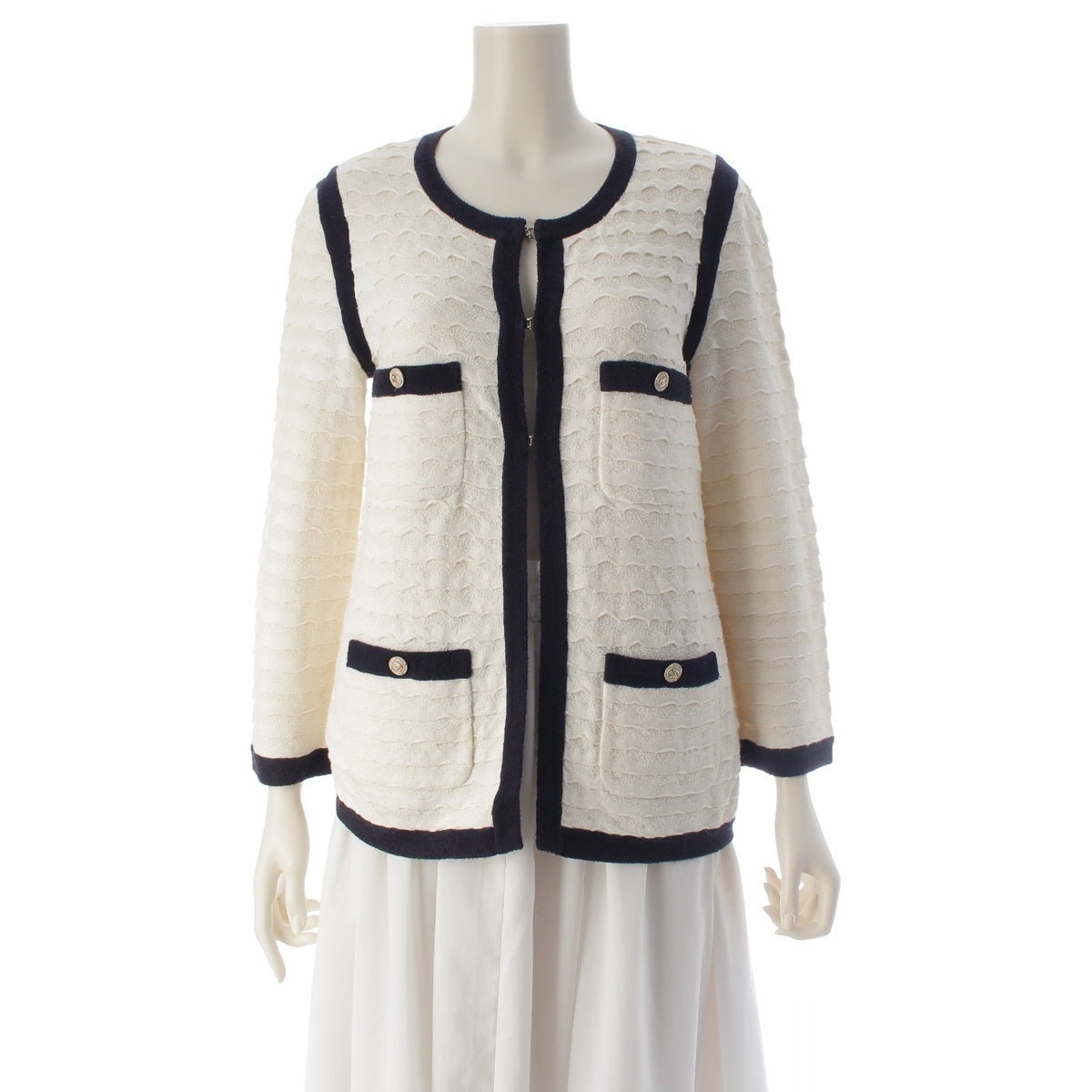 CHANEL cotton cashmere COCO Mark No Collar cardigan Jacket P43011 White black 36