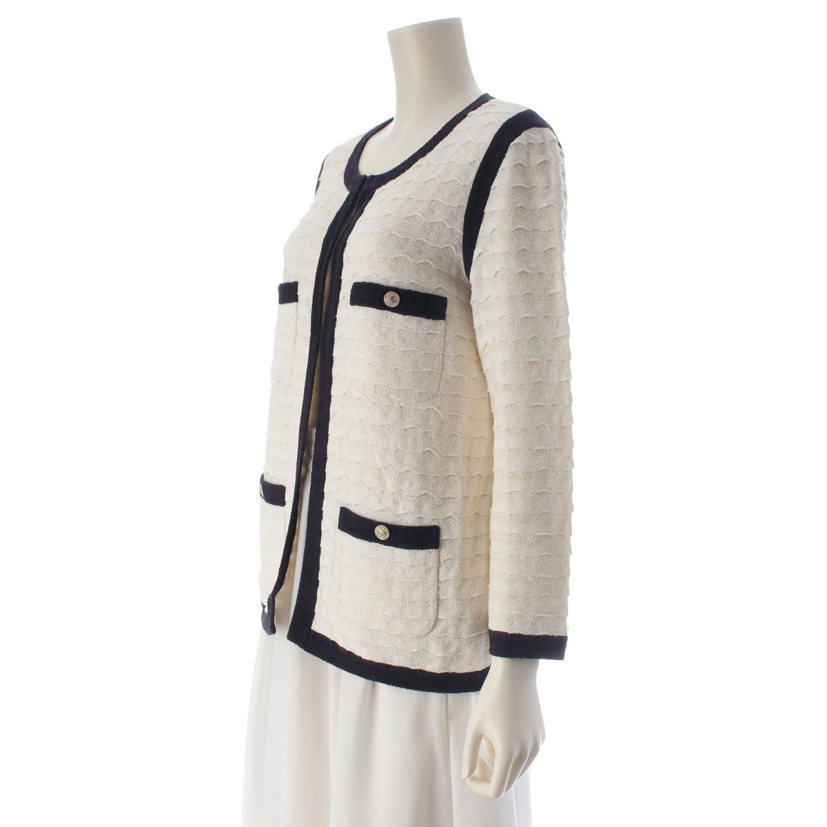 CHANEL cotton cashmere COCO Mark No Collar cardigan Jacket P43011 White black 36