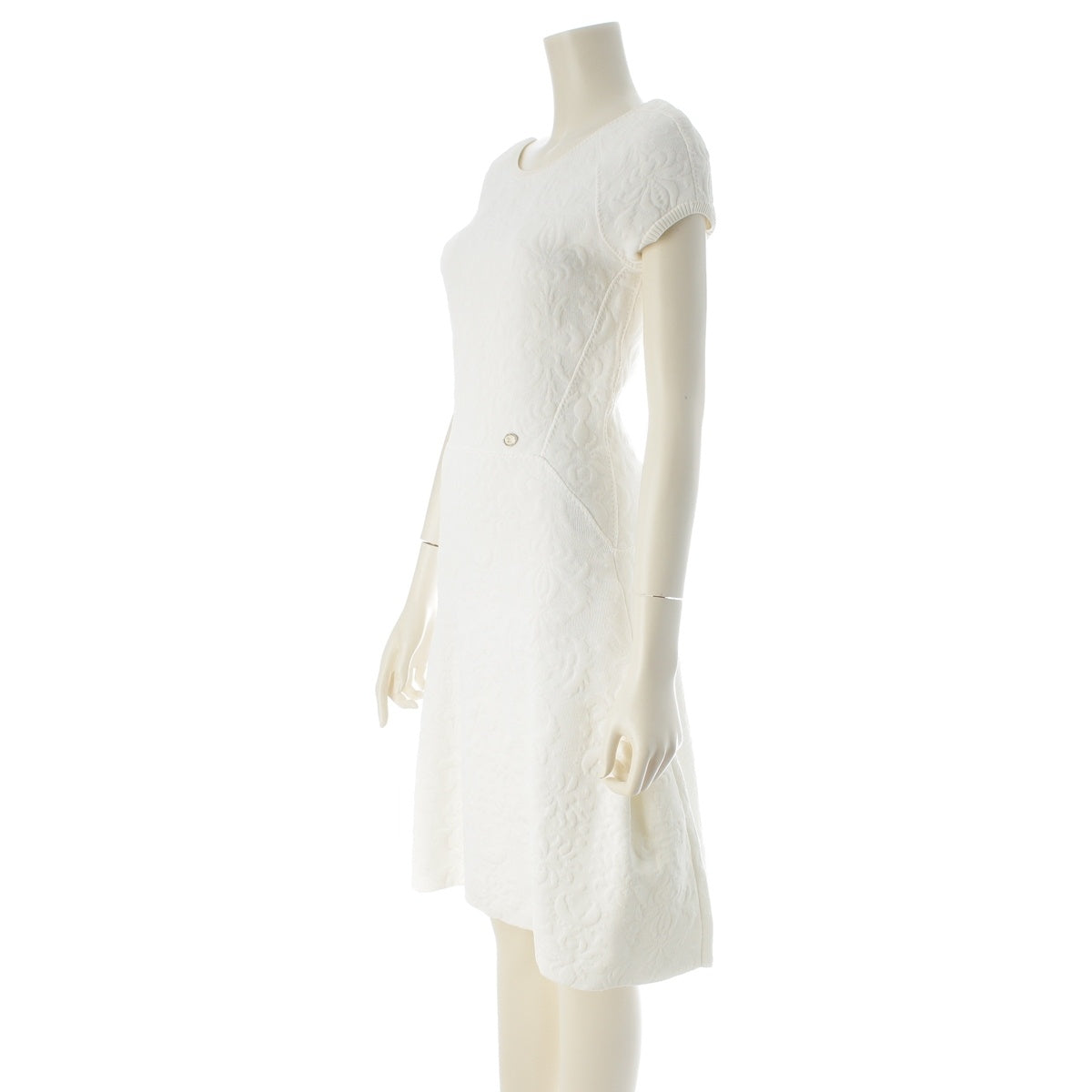 CHANEL Rayon COCO Mark Flower Jacquard Knit one piece P45374 white 36