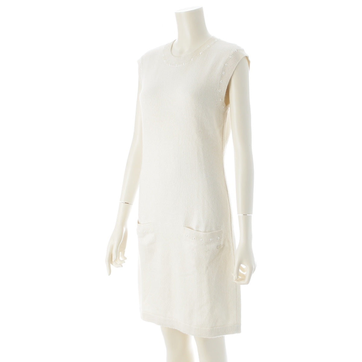 CHANEL cotton cashmere COCO Mark Pearl Sleeveless Knit one piece P50027 white 36