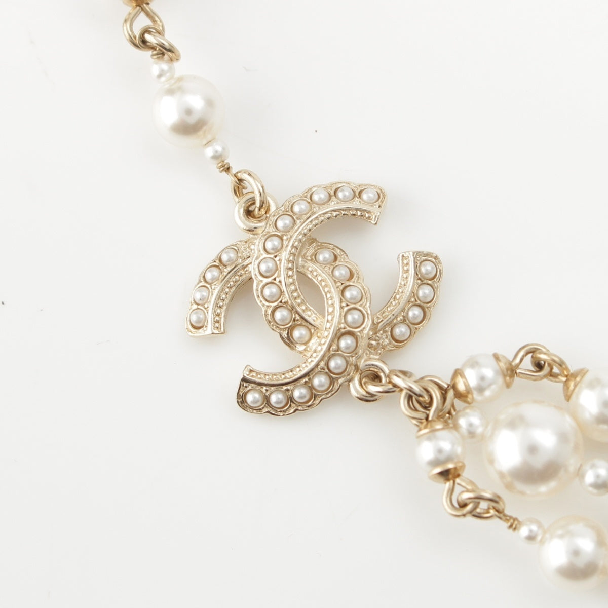 CHANEL A20S Pearl COCO Mark Chain belt 332/333 Set gold