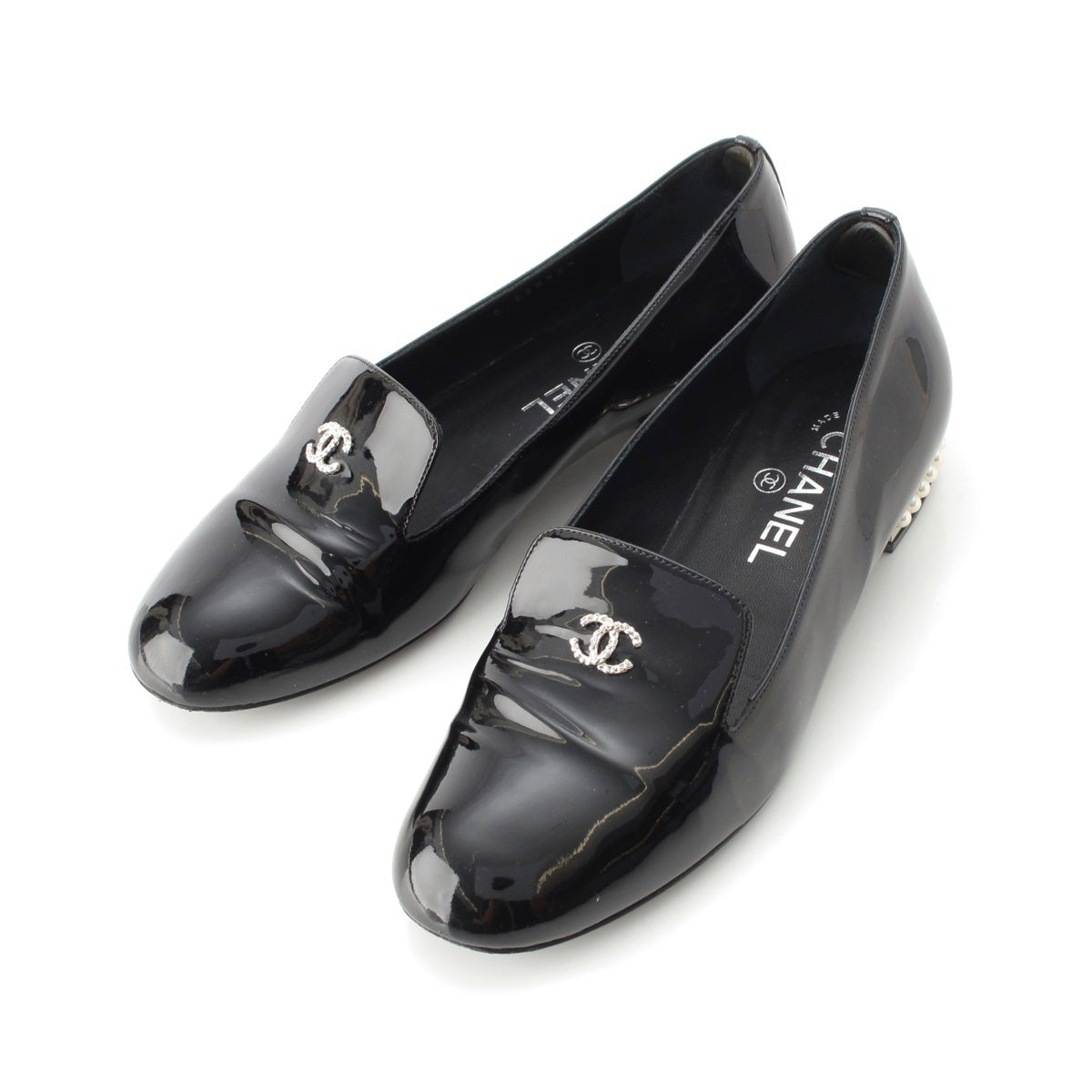 CHANEL Pearl patent leather COCO Mark loafers G30757 black
