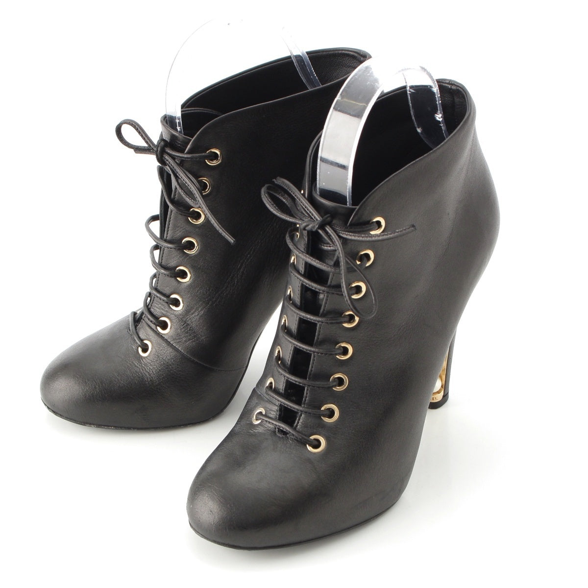 CHANEL boots