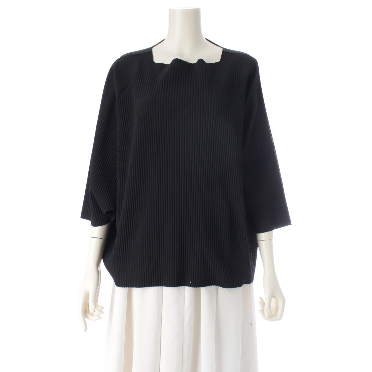 me ISSEY MIYAKE Pleated dolman sleeves Cut tops MI14KJ773 black