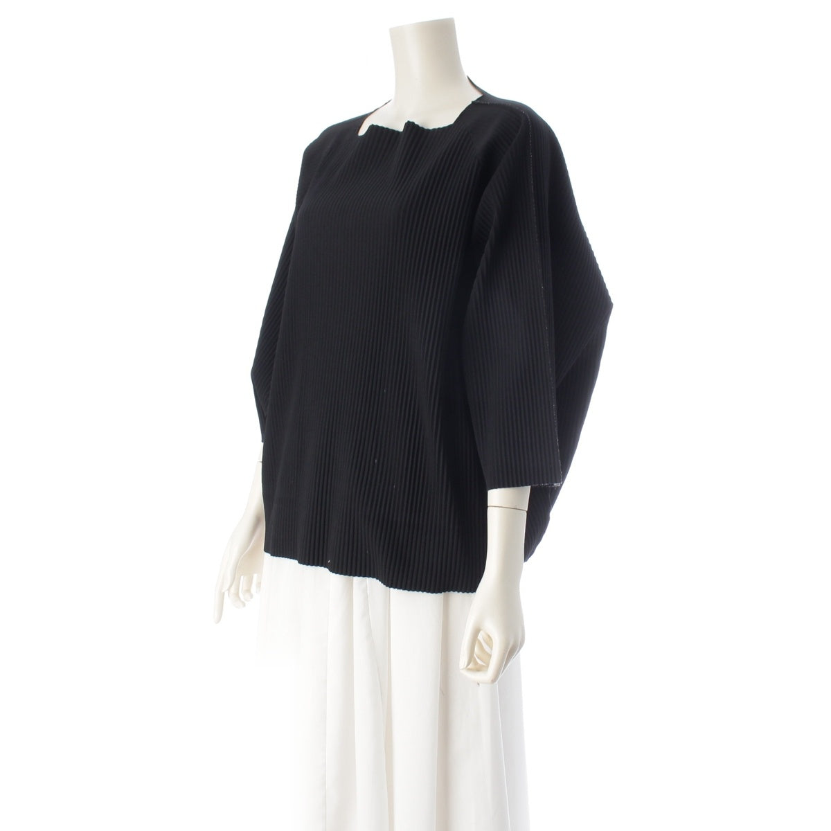 me ISSEY MIYAKE Pleated dolman sleeves Cut tops MI14KJ773 black