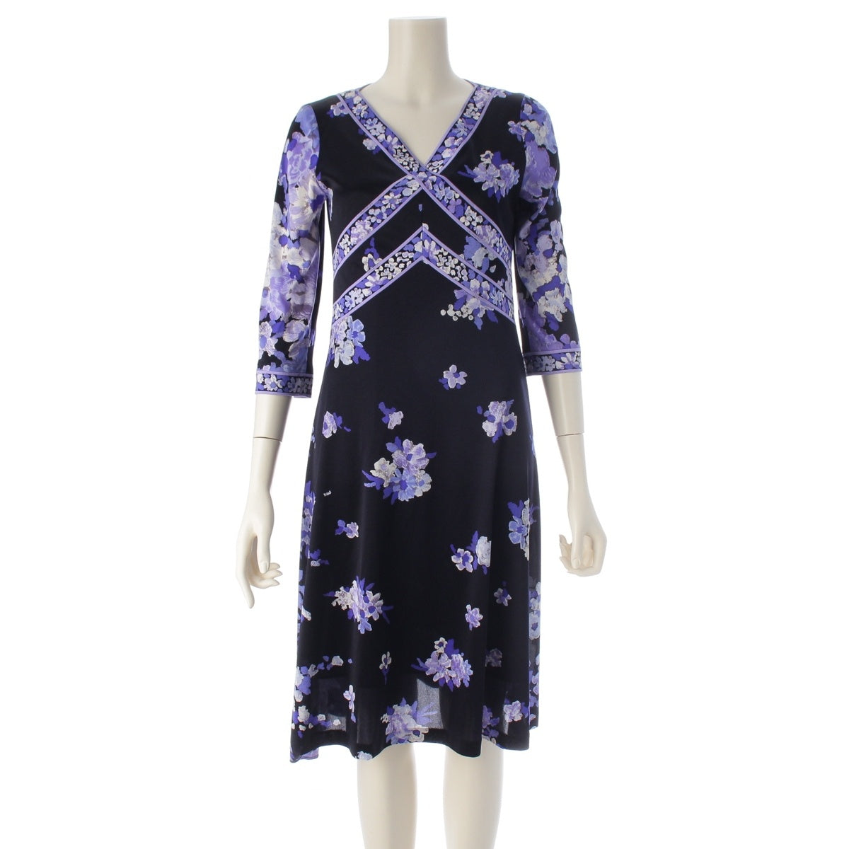 LEONARD Cancan material V neck one piece dress 0340311 Black purple 36