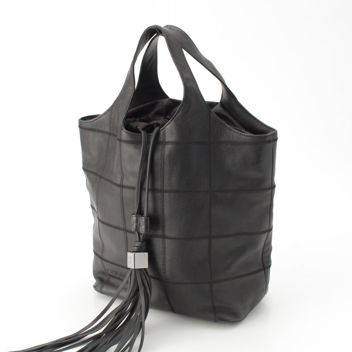 CHANEL leather chocolate bar fringe Handbag black