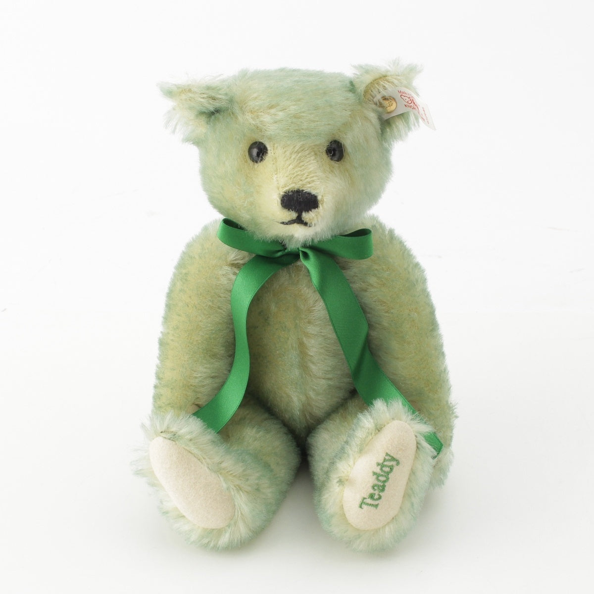 Steiff Teaddy Limited edition of 1,500 pieces in Taiwan: Tea caddy, green tea, teddy bear plush toy. Toys 652646 green