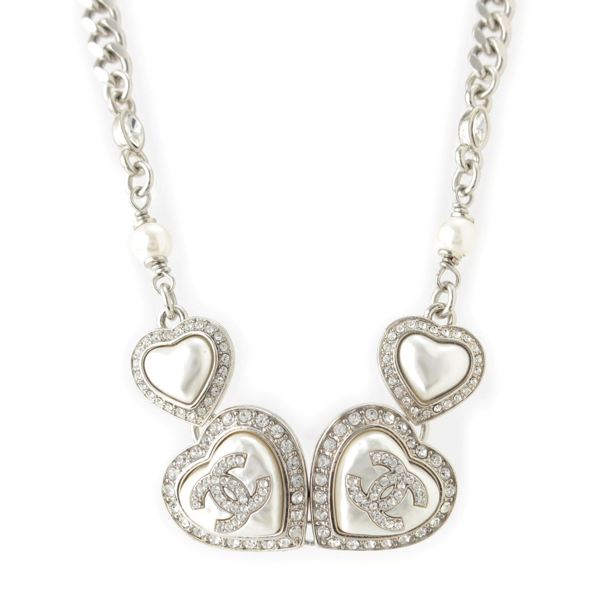 CHANEL COCO Mark Heart Rhinestone x Faux Pearl Necklace Chain Silver