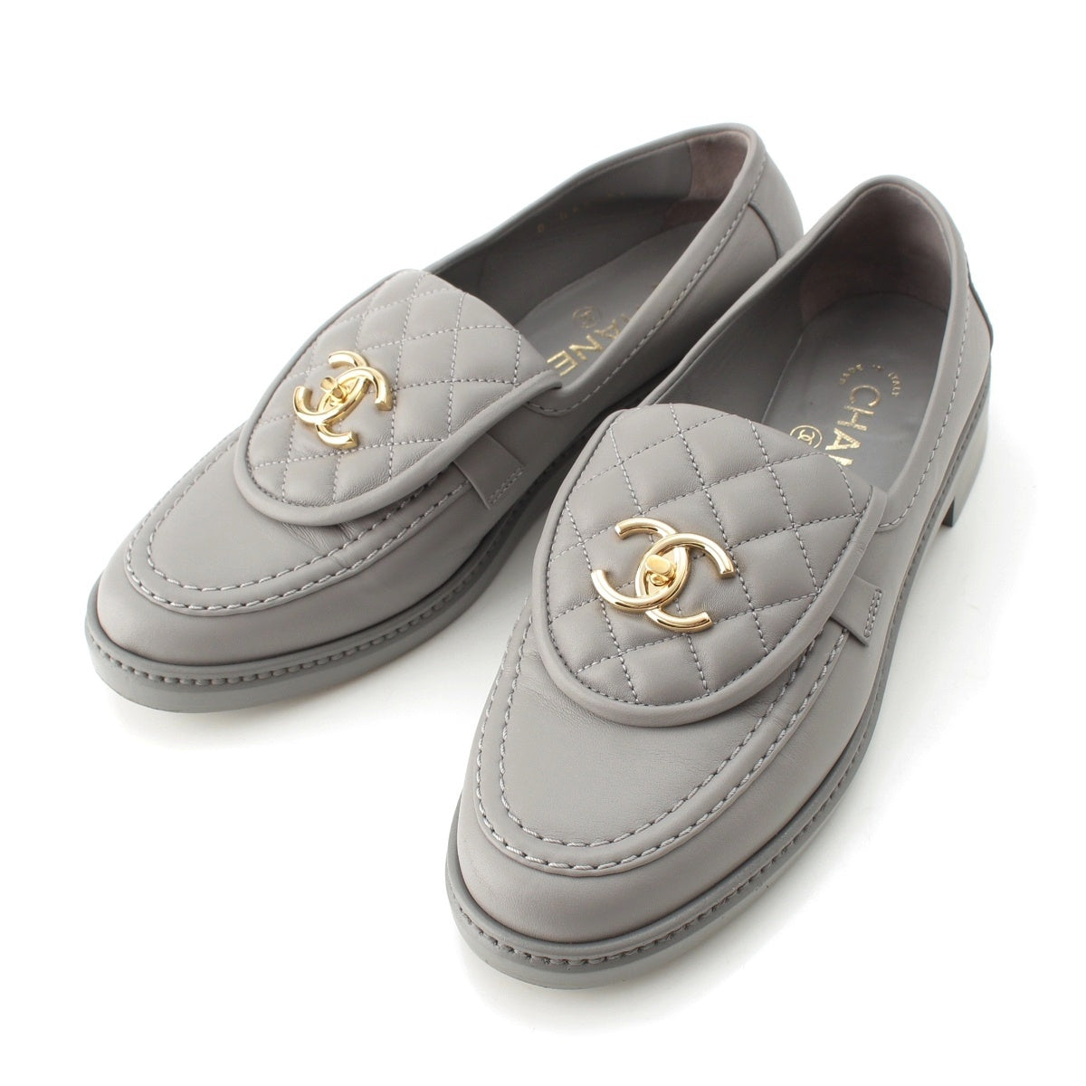 CHANEL Matrasse leather Turn lock loafers leather shoes shoes G45474 gray 38C