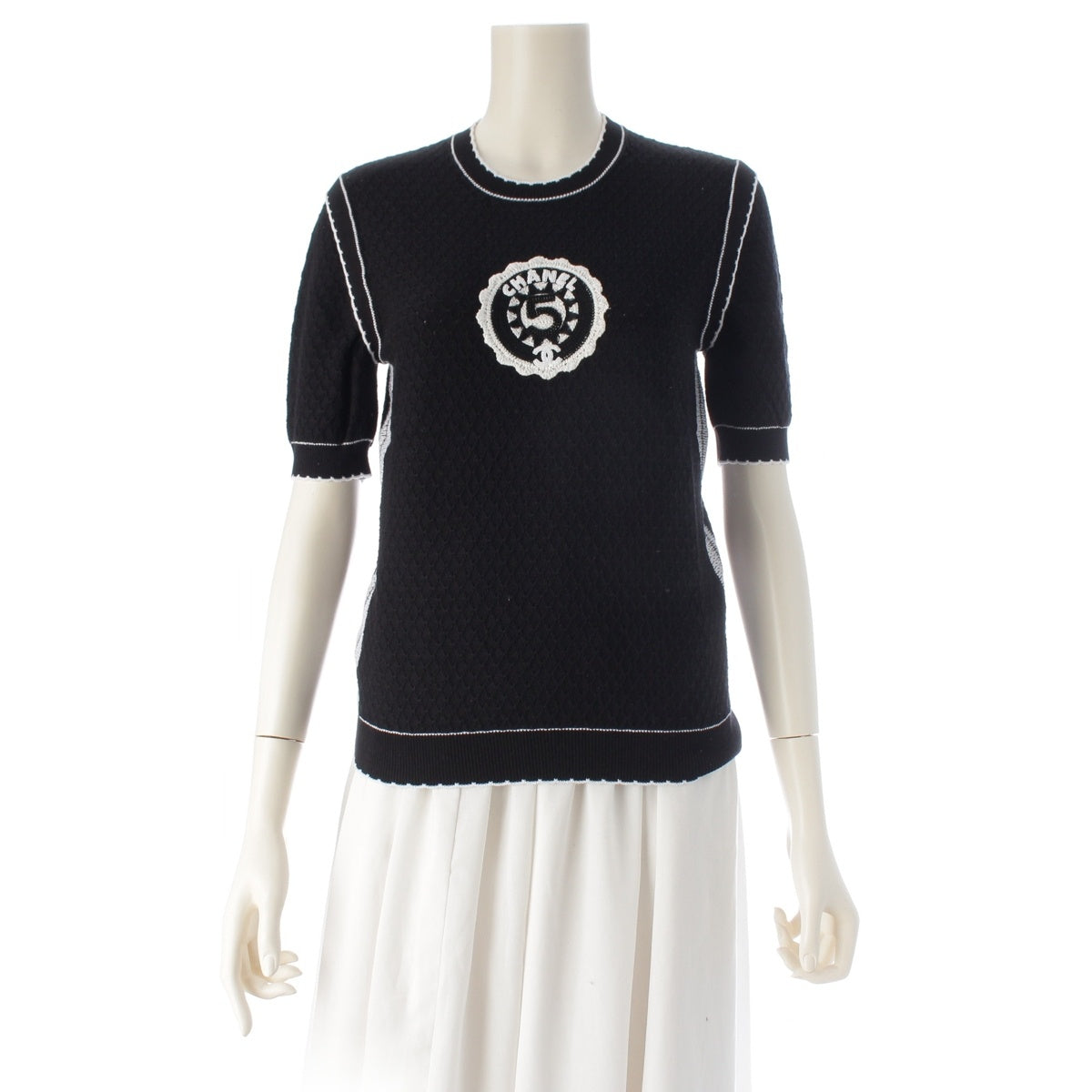 CHANEL cotton COCO Mark Beaded Embroidery Short Sleeve sweater Summer knit tops P74144 black 36