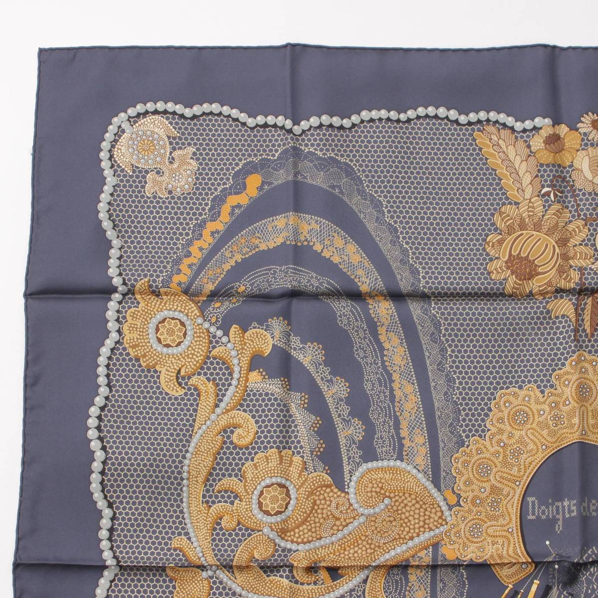 Hermes カレ90 シルクスカーフ Doigts de Fee 妖精の指 ネイビー (198893