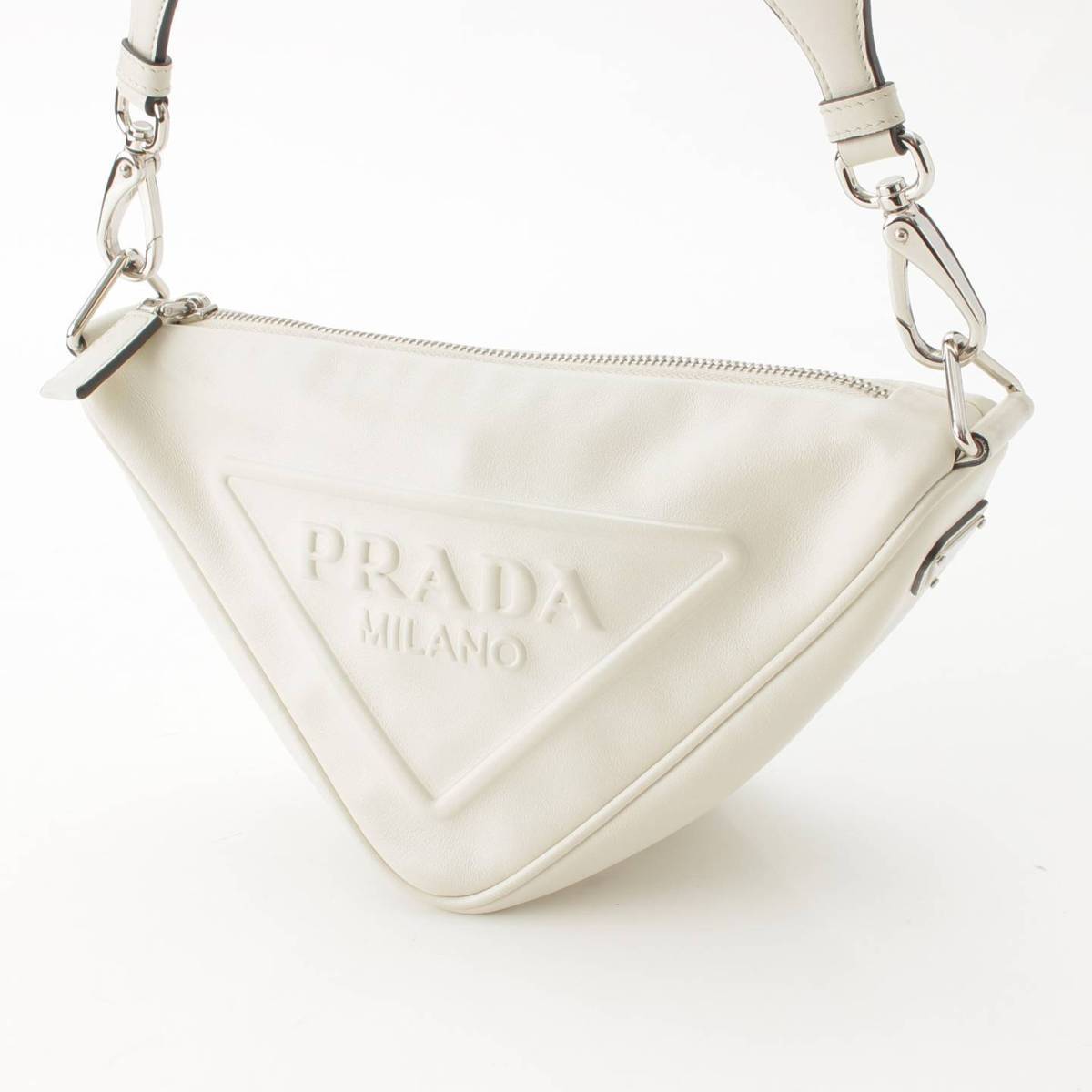 Prada ロゴエンボス トライアングル レザー ショルダーバッグ 1BH190 ホワイト (192226